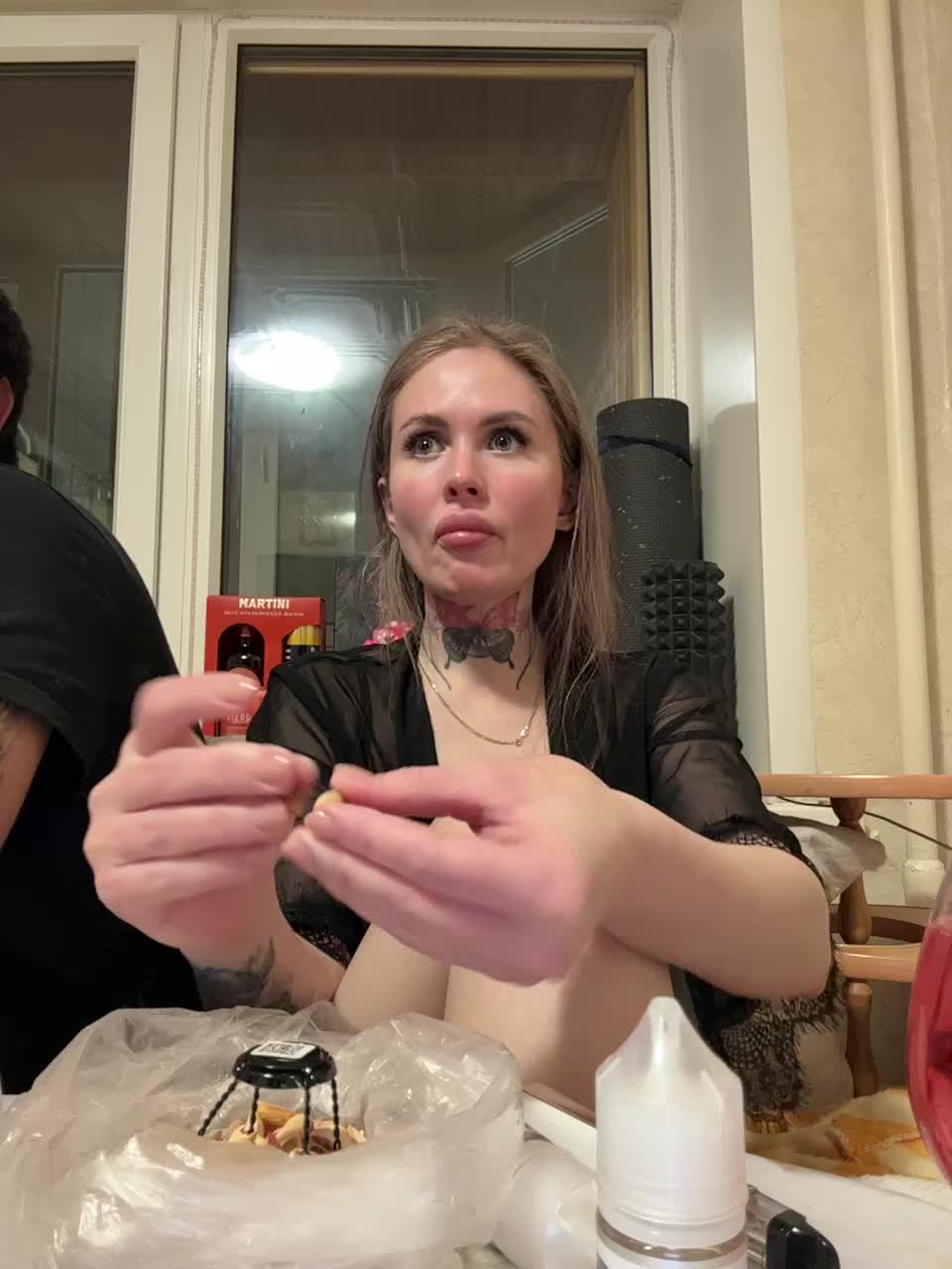 Letti28 Cam Model Chat December 18, 2025