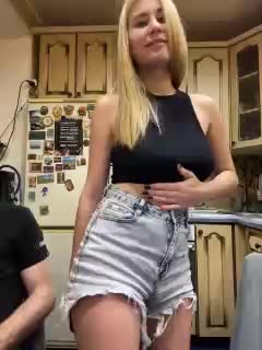 _Magic_ Cam Model Chat December 18, 2025
