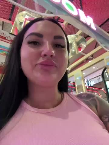 KROSHKA_N Cam Model Chat December 19, 2025