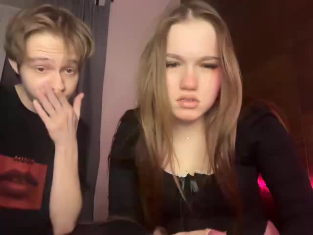 titsDestroy2007 Cam Model Chat December 19, 2025