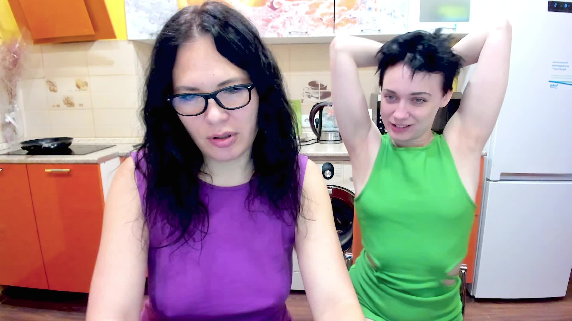 VikixEricka Cam Model Chat December 19, 2025