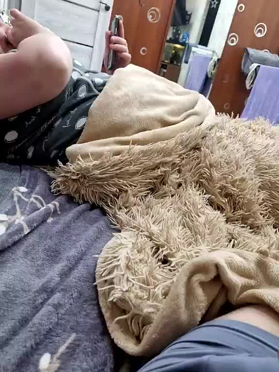 Para222a Cam Model Chat December 19, 2025