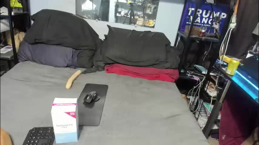 pink_black Cam Model Chat December 19, 2025