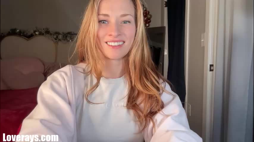 saraloverays Cam Model Chat December 19, 2025