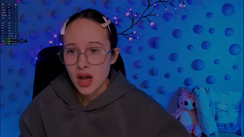 mona_cloud Cam Model Chat December 19, 2025