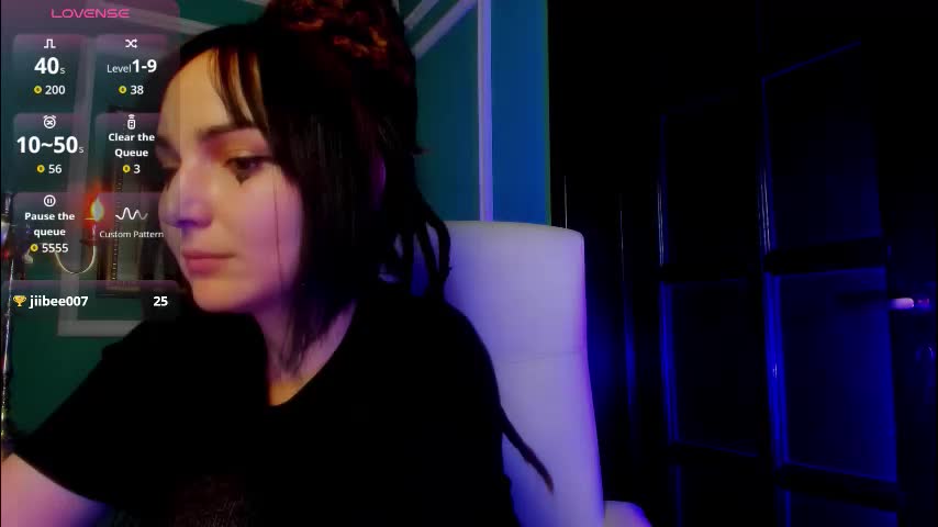 1munique Cam Model Chat December 19, 2025