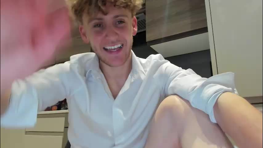 dominantalex182 Cam Model Chat December 19, 2025