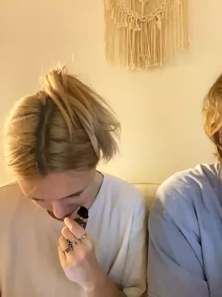 lina_wap Cam Model Chat December 19, 2025