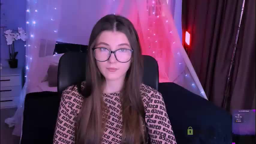 lissa_night Cam Model Chat December 19, 2025