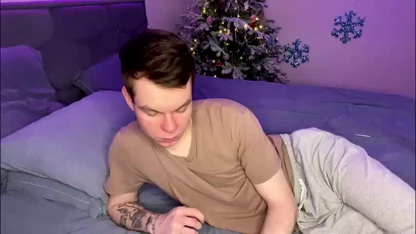 julielourens Cam Model Chat December 19, 2025