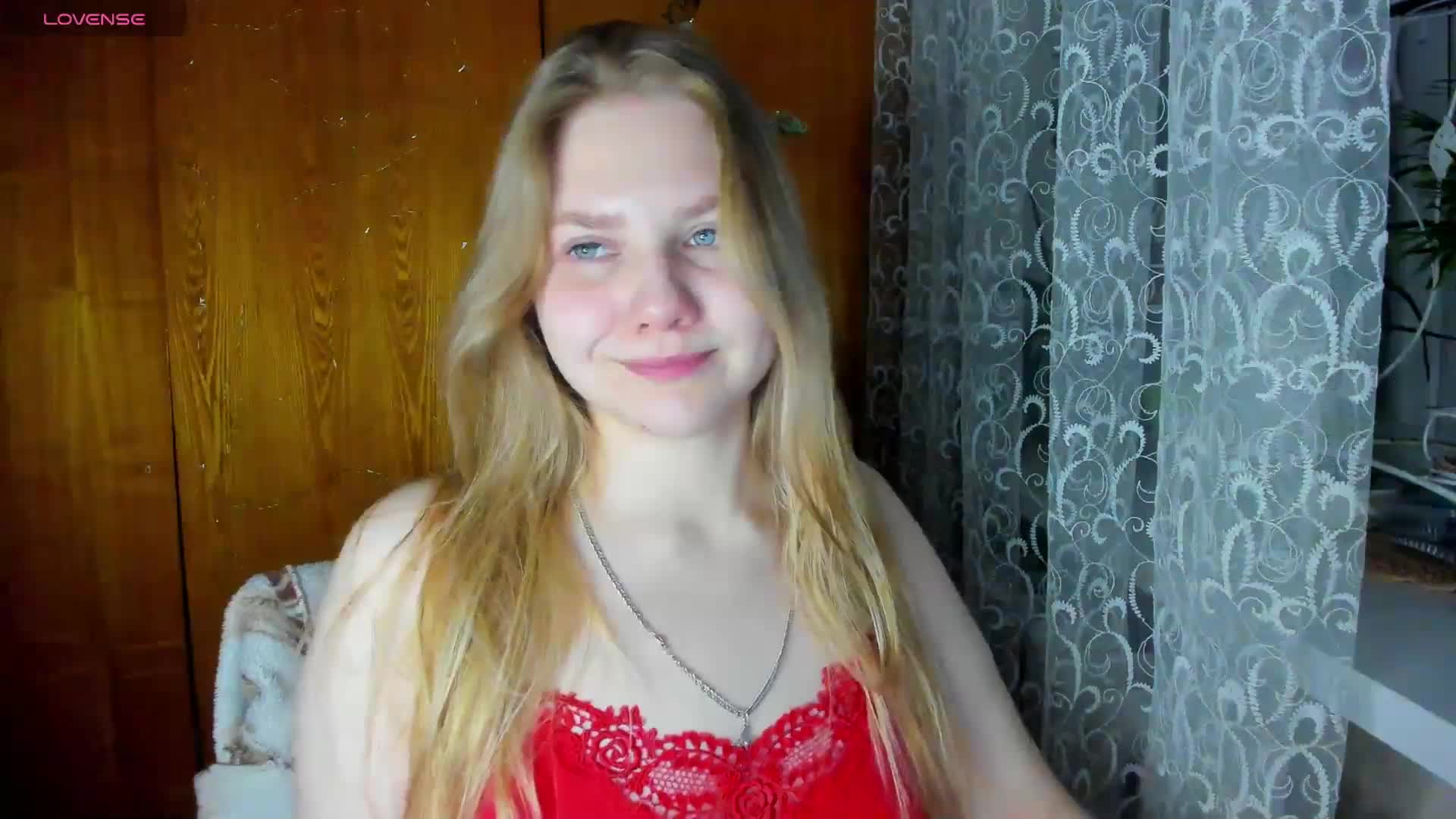 Emma-Frizea Cam Model Chat December 19, 2025