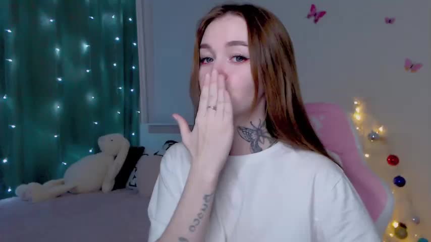 NaughtyMable Cam Model Chat December 19, 2025