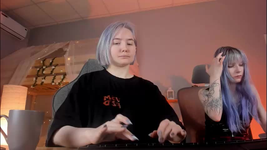 lexiwenford Cam Model Chat December 19, 2025