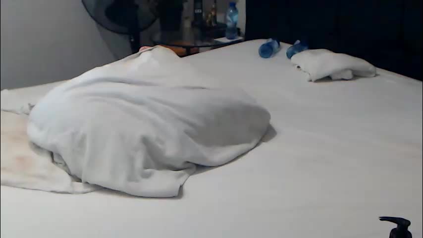 passiekoppel Cam Model Chat December 19, 2025