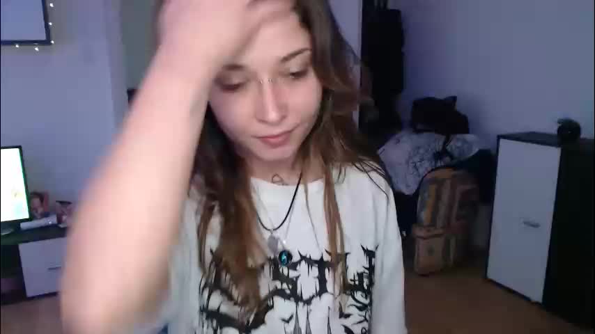 aliens4twenty Cam Model Chat December 20, 2025