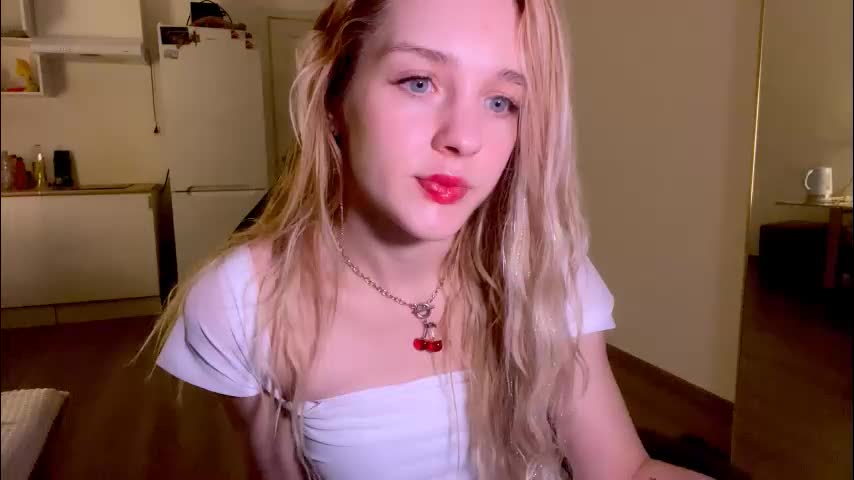 sailormoon666_ Cam Model Chat December 20, 2025