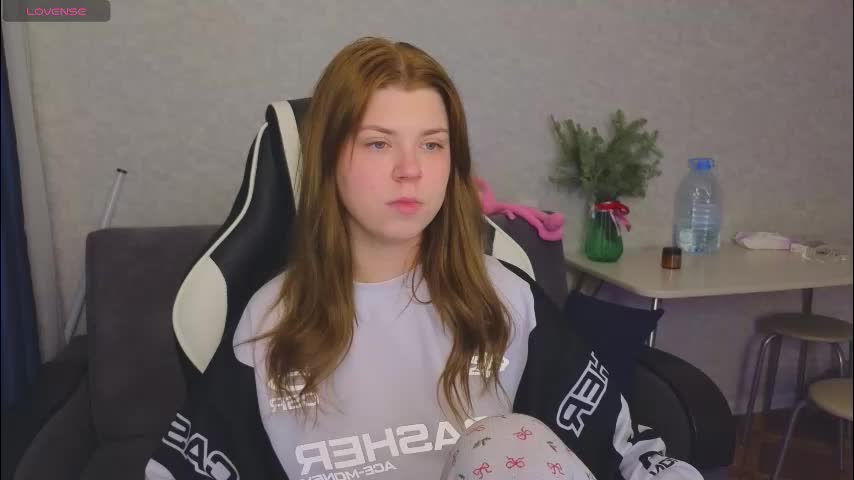 _kirieshka Cam Model Chat December 20, 2025