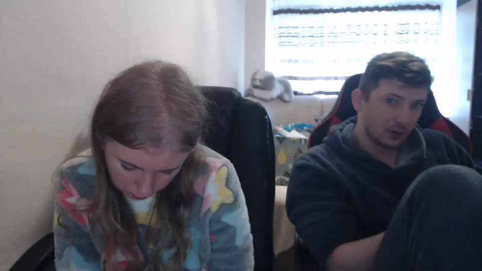 jenisandpeter Cam Model Chat December 20, 2025