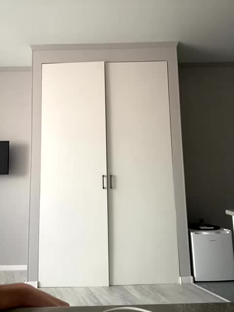 Room_of_love Cam Model Chat December 20, 2025