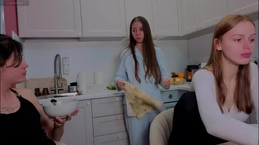 ihavepaws33 Cam Model Chat December 20, 2025