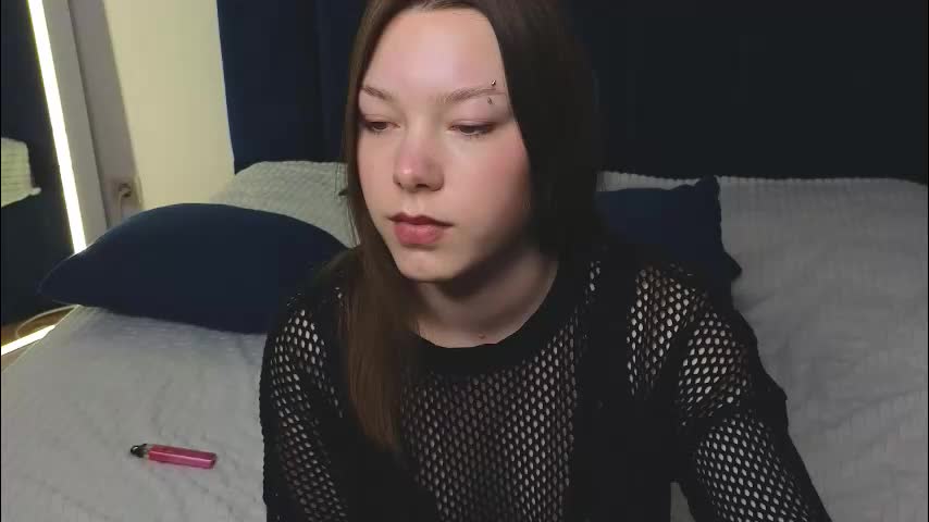 nanami_v02 Cam Model Chat December 20, 2025