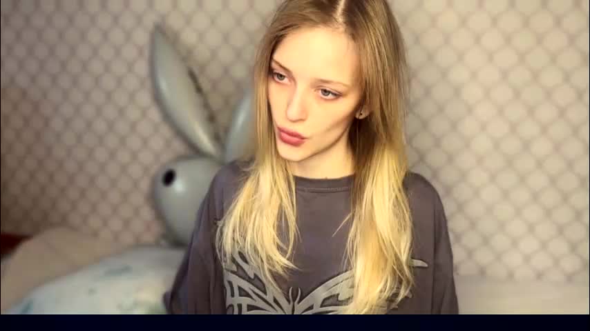 darlingdarinka Cam Model Chat December 20, 2025