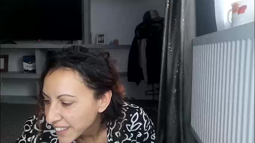 crazybrenda89 Cam Model Chat December 20, 2025