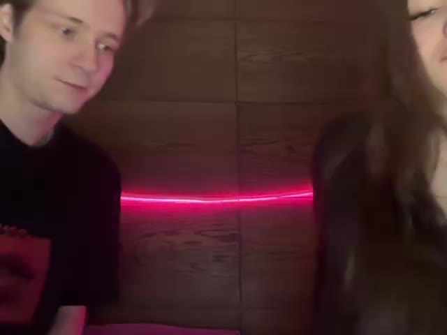 titsDestroy2007 Cam Model Chat December 20, 2025