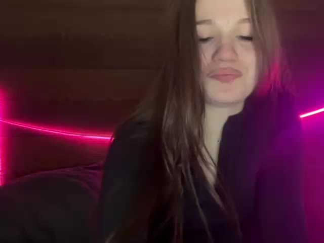 titsDestroy2007 Cam Model Chat December 20, 2025