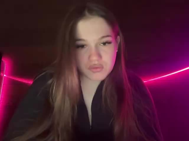 titsDestroy2007 Cam Model Chat December 21, 2025