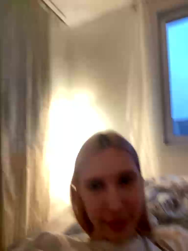 lina_wap Cam Model Chat December 21, 2025