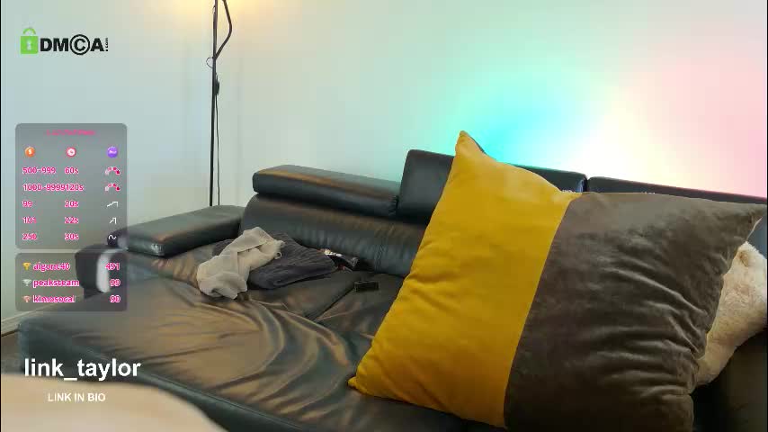 _taylormoon Cam Model Chat December 21, 2025