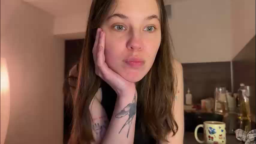 di_n_alex Cam Model Chat December 21, 2025