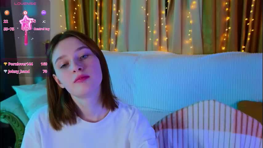 berry_assortment Cam Model Chat December 21, 2025