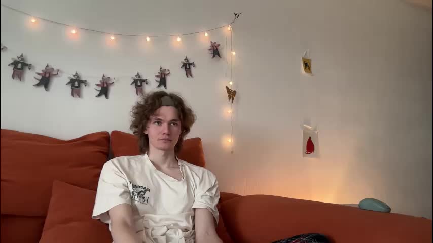 di_n_alex Cam Model Chat December 21, 2025