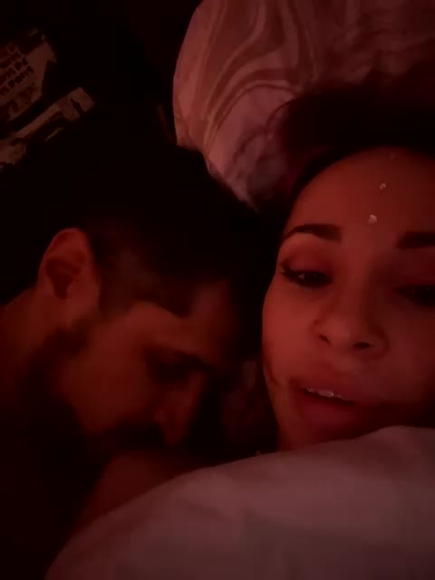 VIP17CoupleDream Cam Model Chat December 21, 2025