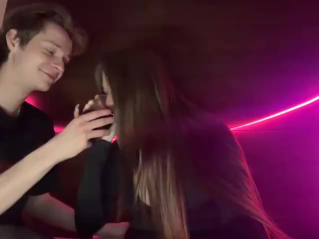 titsDestroy2007 Cam Model Chat December 21, 2025