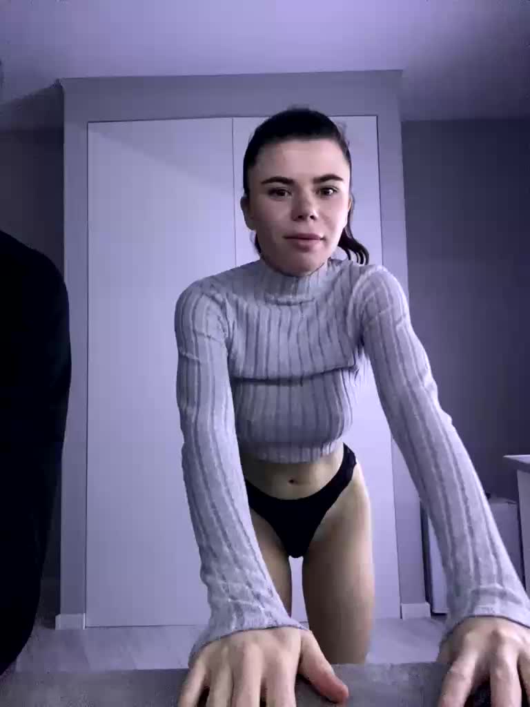 Room_of_love Cam Model Chat December 21, 2025