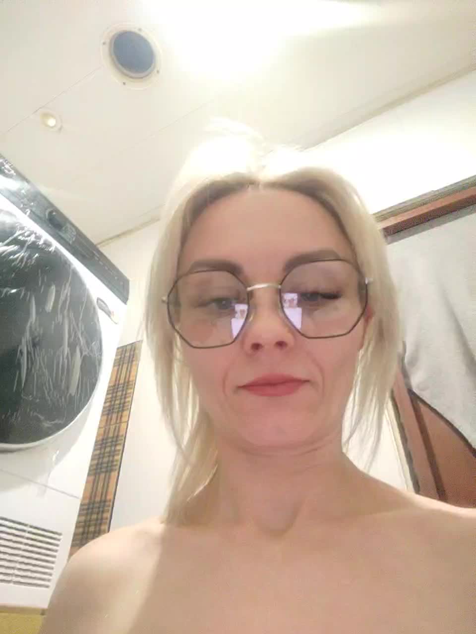 Evangelina2909rus Cam Model Chat December 21, 2025