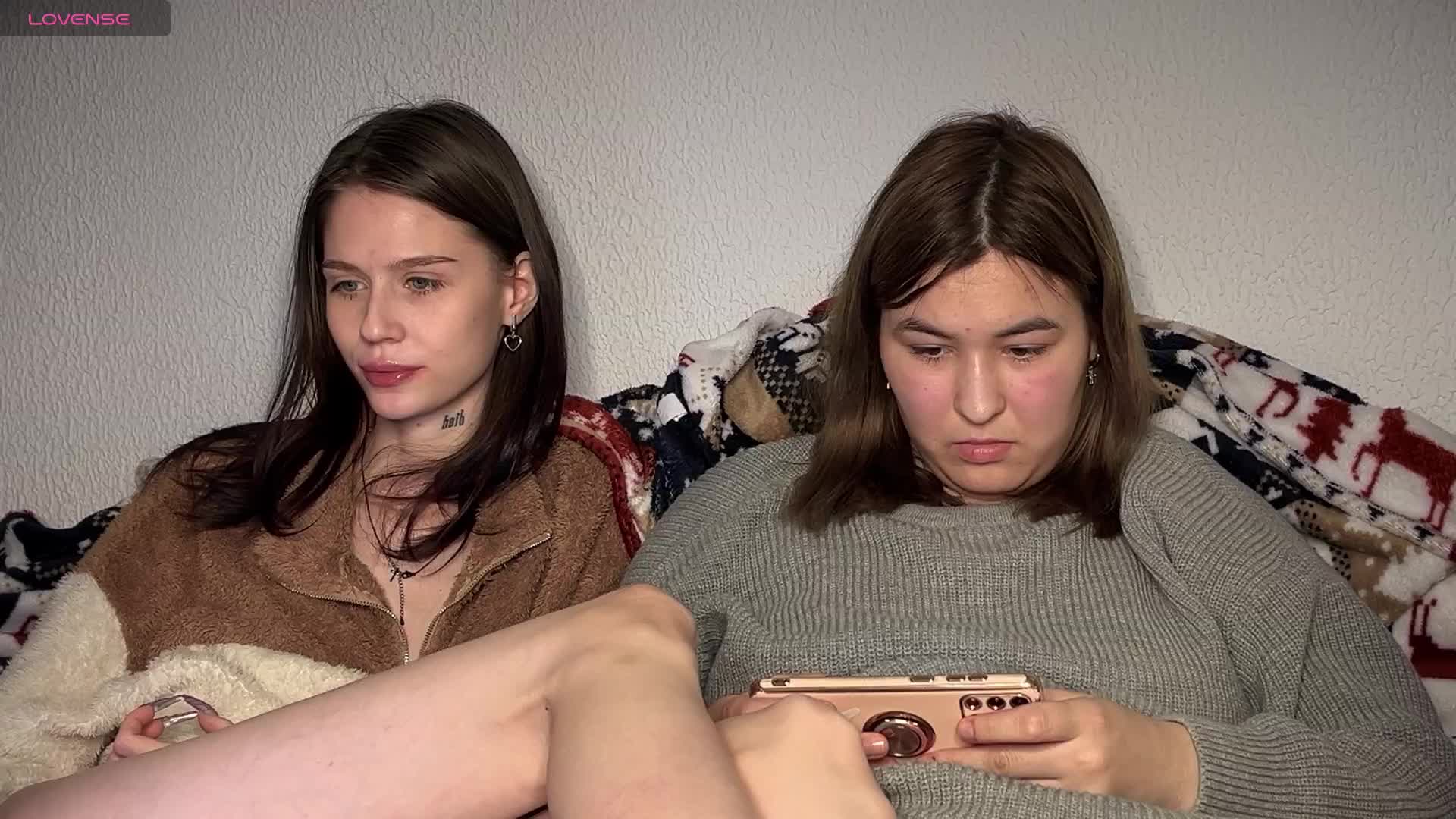 _Two_Chicks_ Cam Model Chat December 21, 2025