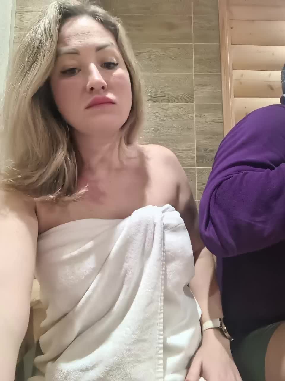 MOLLY-7 Cam Model Chat December 21, 2025