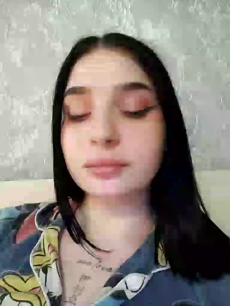 22ALYSKA22 Cam Model Chat December 22, 2025