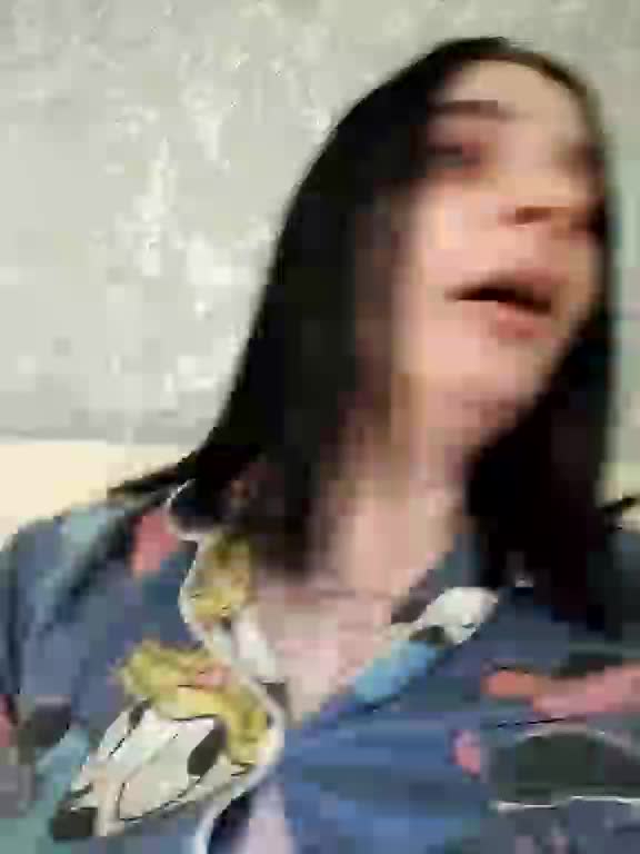 22ALYSKA22 Cam Model Chat December 22, 2025