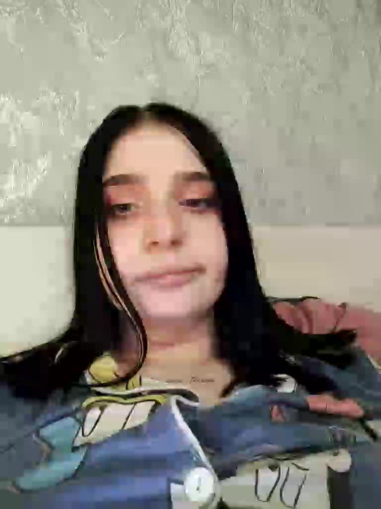 22ALYSKA22 Cam Model Chat December 22, 2025