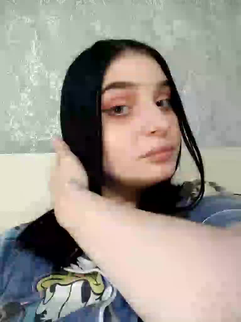 22ALYSKA22 Cam Model Chat December 22, 2025