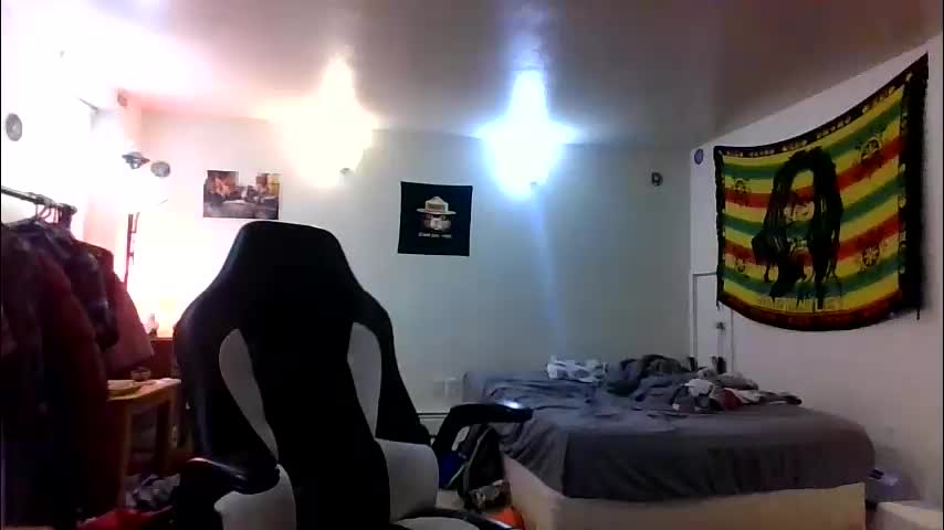 lightskinned666 Cam Model Chat December 22, 2025
