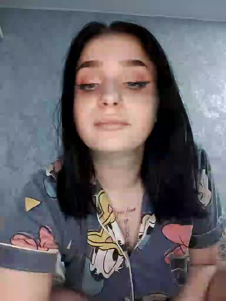 22ALYSKA22 Cam Model Chat December 22, 2025