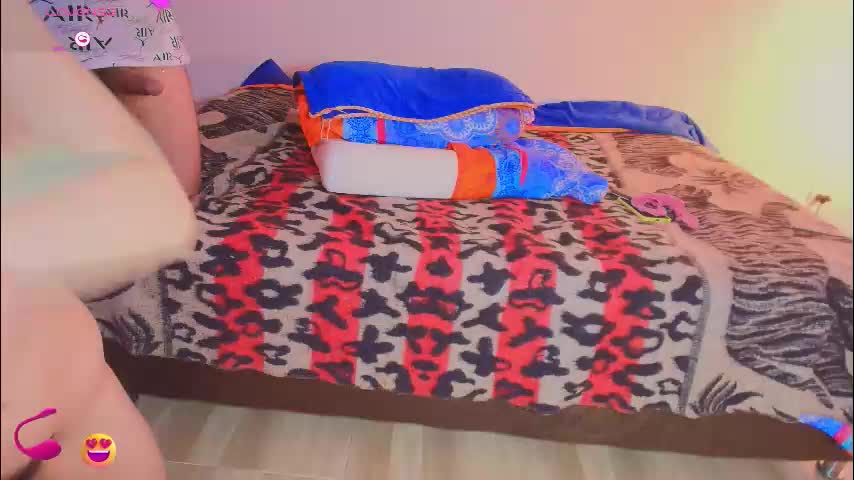 jeremmyandstacy Cam Model Chat December 22, 2025