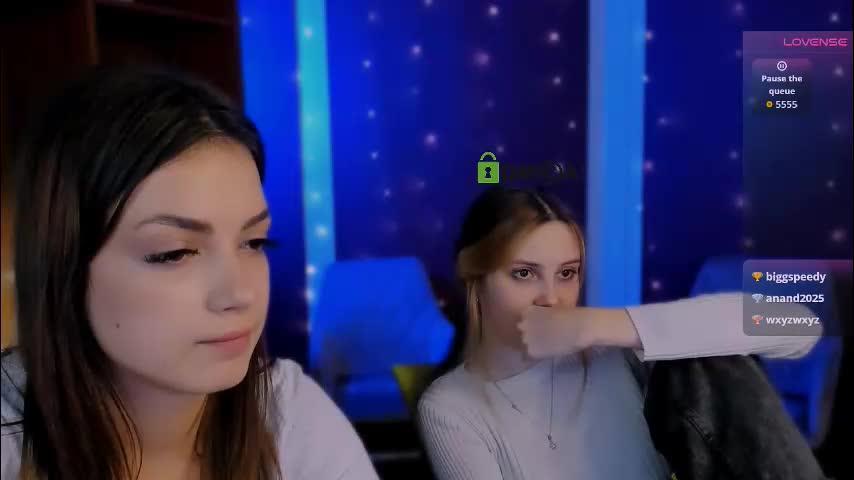 luna_tin Cam Model Chat December 22, 2025