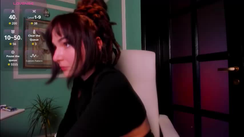 1munique Cam Model Chat December 22, 2025